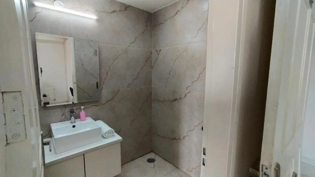 Saltstayz Sector 52 - Ardee City Mall Gurgaon Hotel