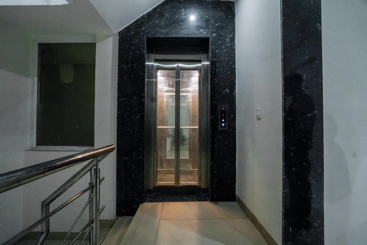 Saltstayz Sector 52 - Ardee City Mall Gurgaon